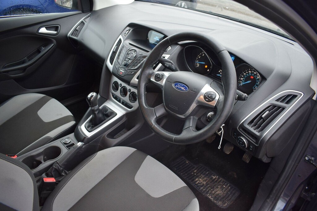 Ford Focus 1.0T Ecoboost Zetec Euro 5 Ss NJ13LSL Grey #3