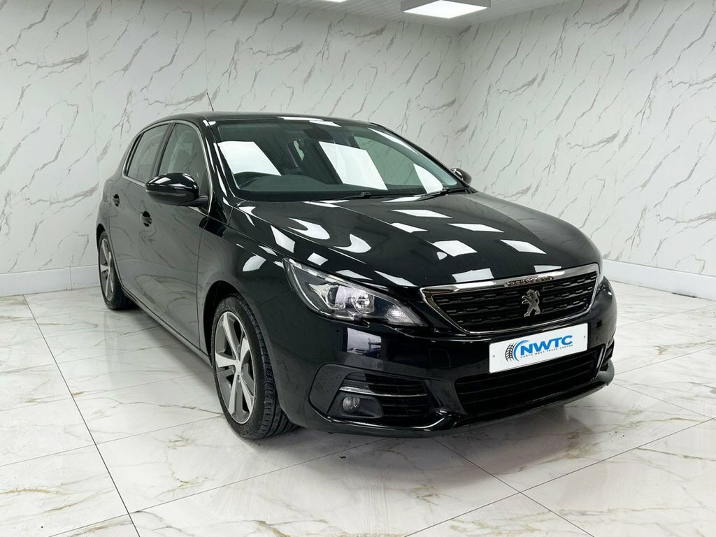 Peugeot 308 1.2L Allure Black #2