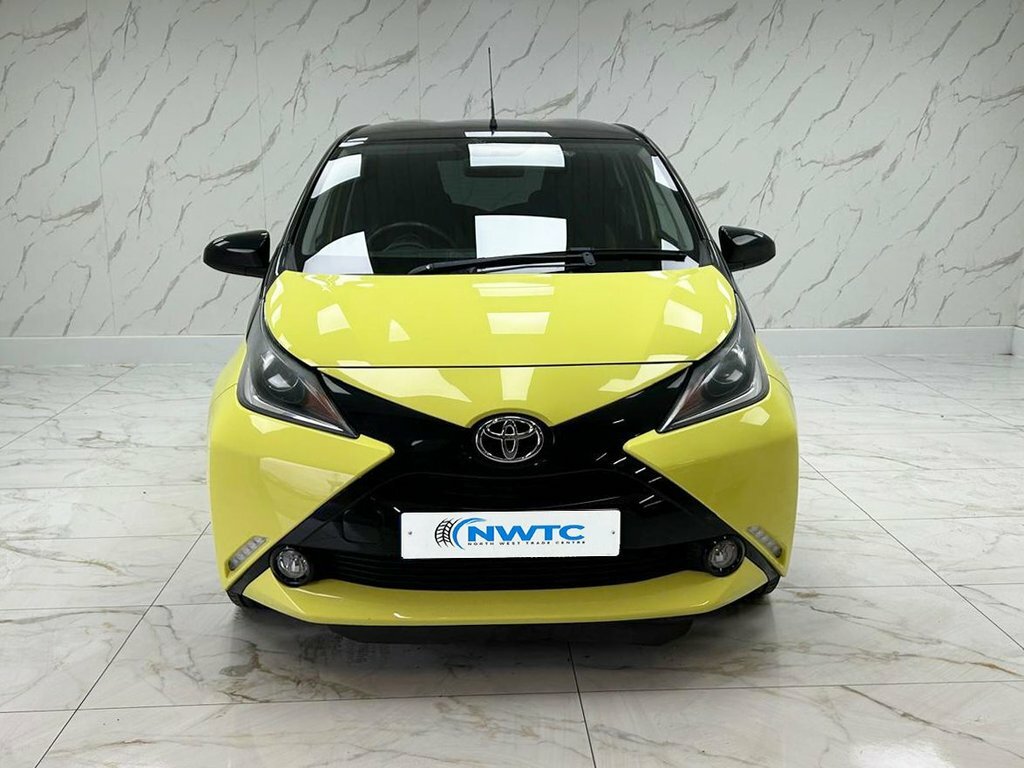 Toyota Aygo 1L X-cite 3 Yellow #3
