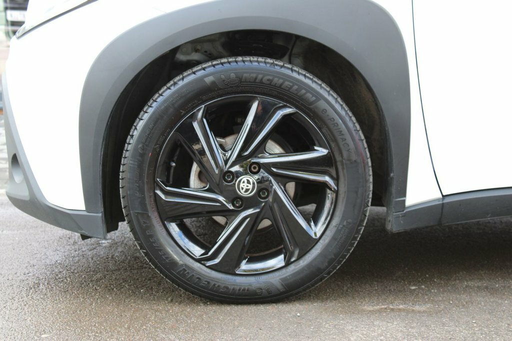 Toyota Aygo X 1L Pure A12JNC White #2