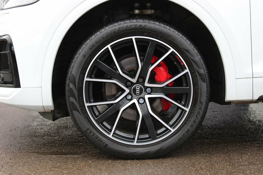 Audi Q5 2L Edition 1 VK71AHN White #2