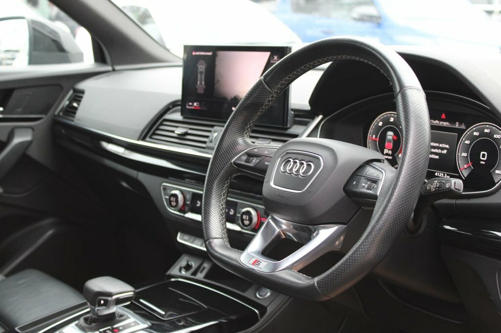 Audi Q5 2L Edition 1 VK71AHN White #3