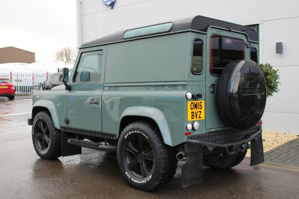 Land Rover Defender 2.2L Xs Green #6