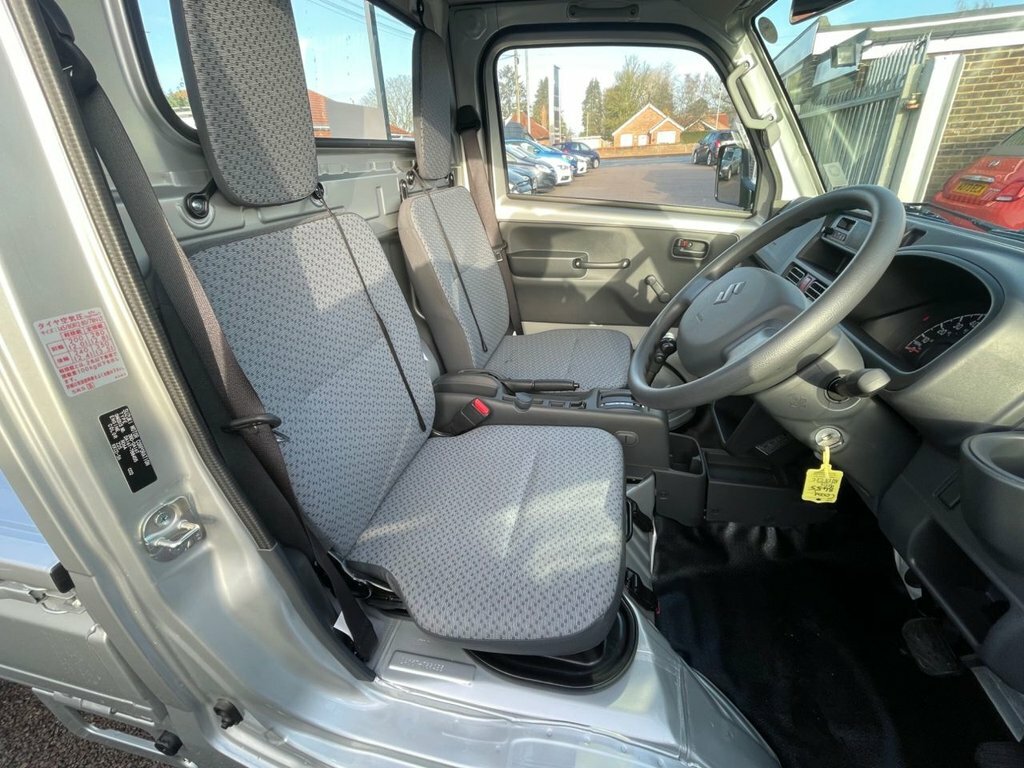 Suzuki Carry Petrol Silver #5