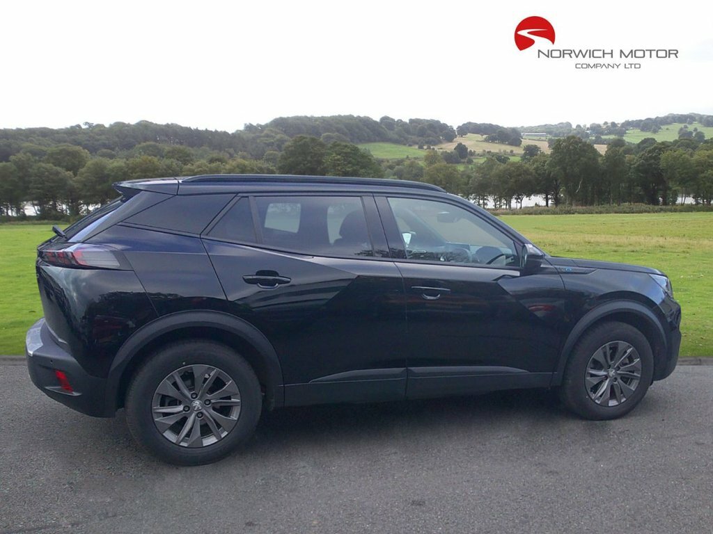 Peugeot e-2008 Suv GM23AEP Black #5