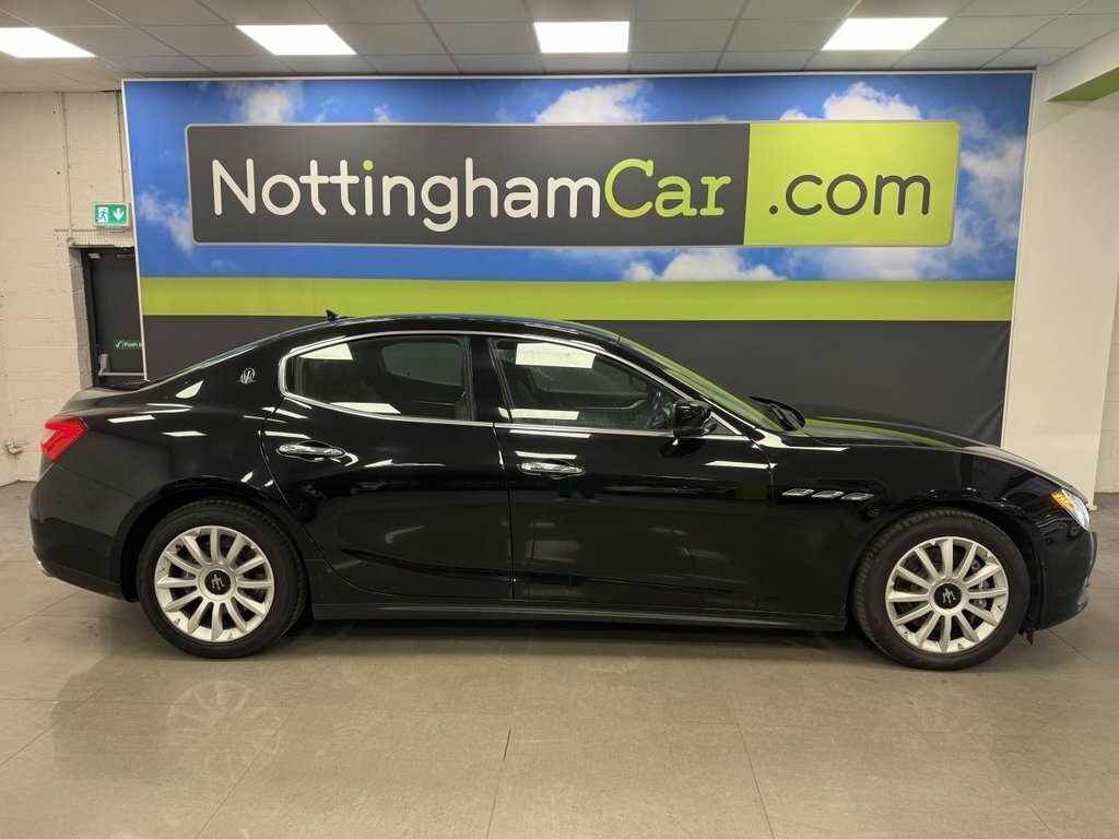 Maserati Ghibli 3L Null Black #5