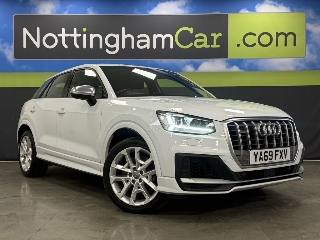 Audi SQ2 2L Null White