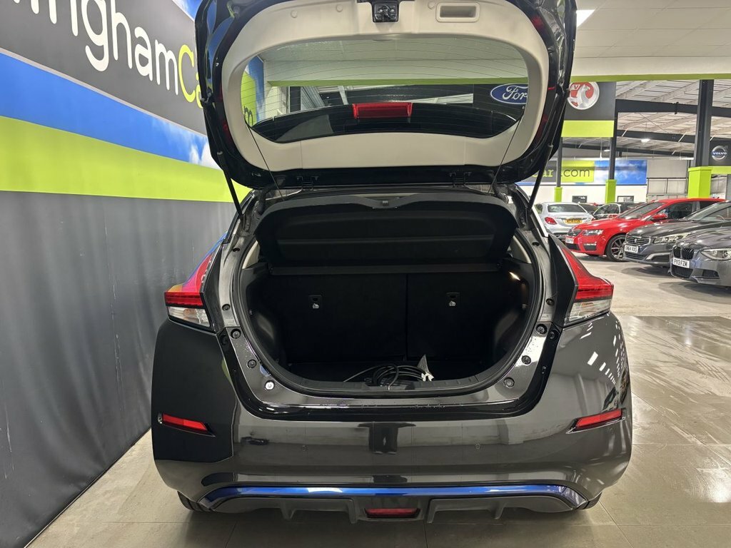 Nissan Leaf Hatchback SM70WJX Black #6