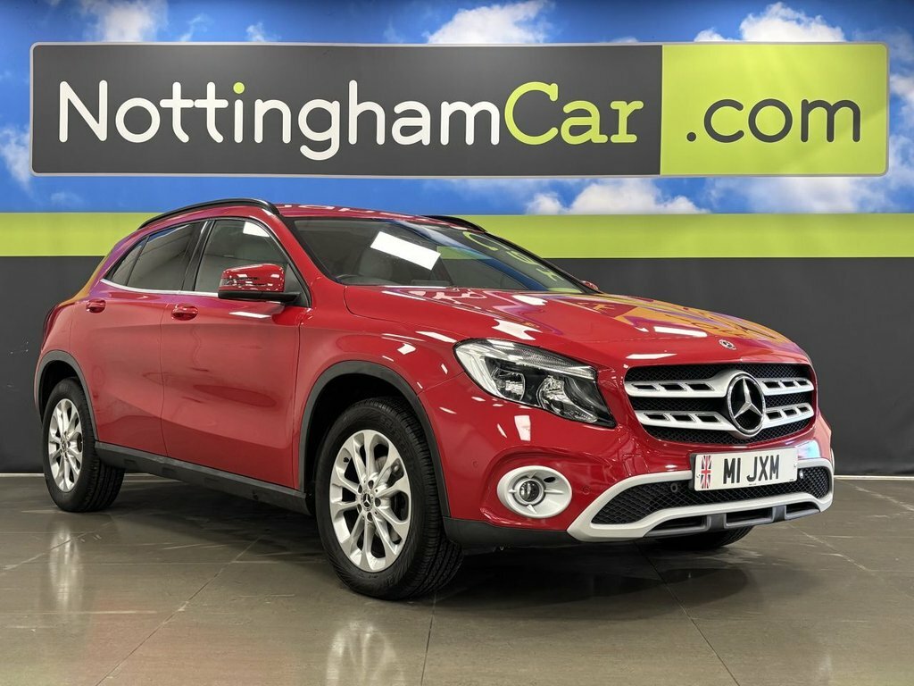 Mercedes-Benz GLA Class 1.6L Se Red