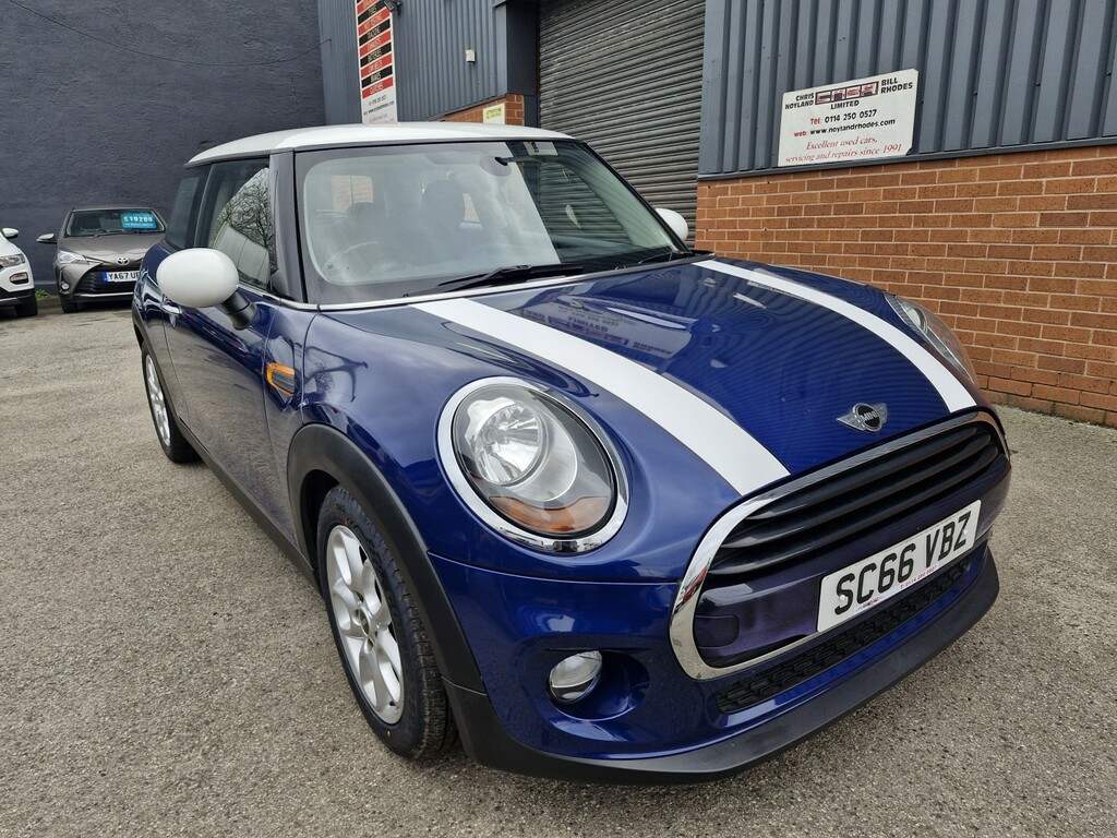 Mini Hatch 1.5 Cooper 3-Door Hatch 2016 Blue