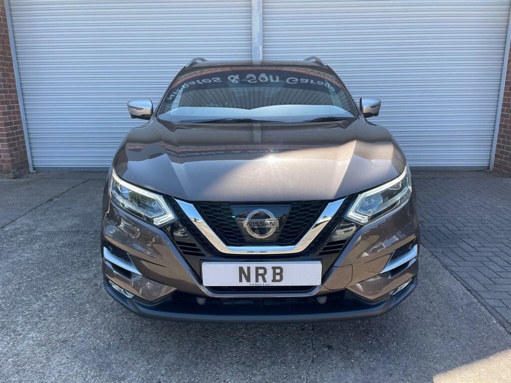 Nissan Qashqai Dci Tekna Plus VF17VDN Brown