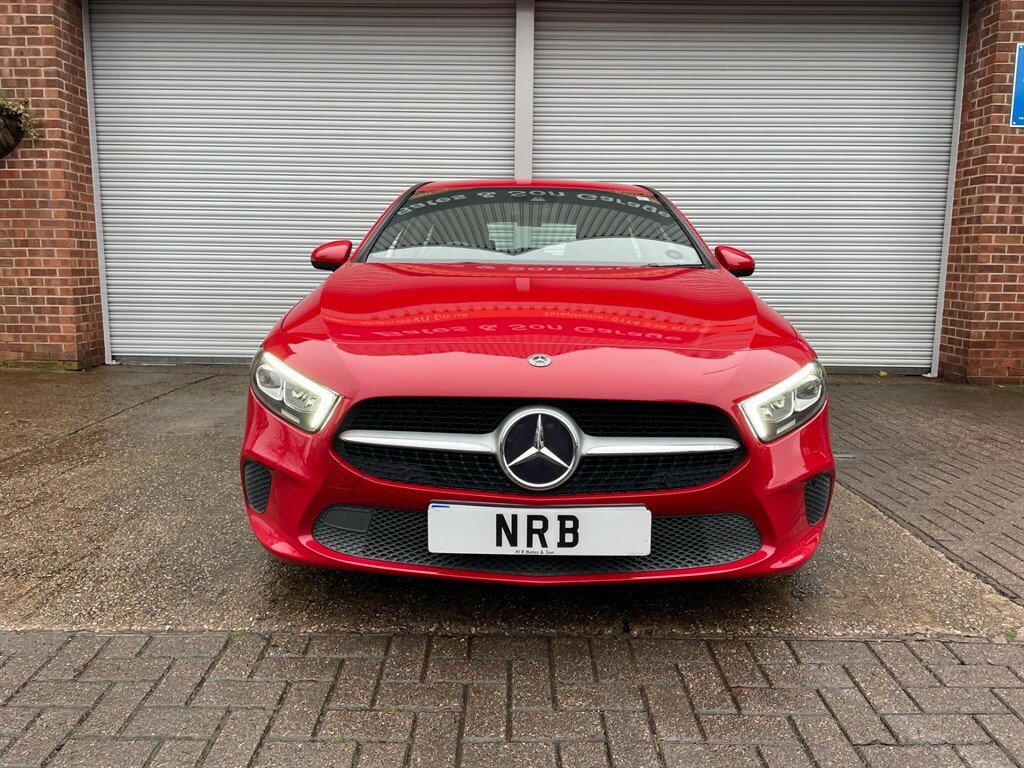 Mercedes-Benz A Class A 180 D Sport Red