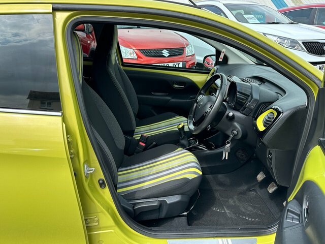 Peugeot 108 Collection Top 72 CP68FLR Green #4