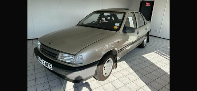 Vauxhall Cavalier 1598Cc Silver #4