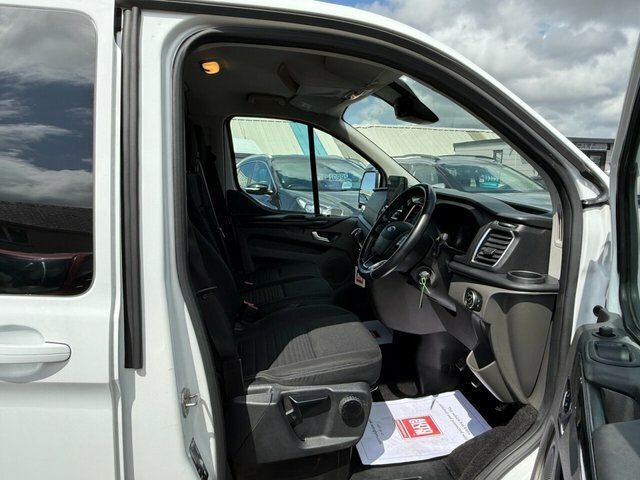 Ford Transit Custom 320 Ecoblue Limited Crew HT71NVH White #4