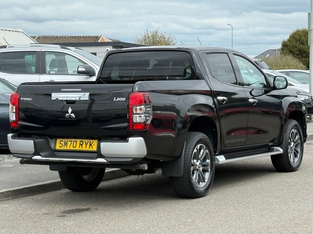 Mitsubishi L200 Di-d Dc Barbarian Pickup SM70RYK Black #3