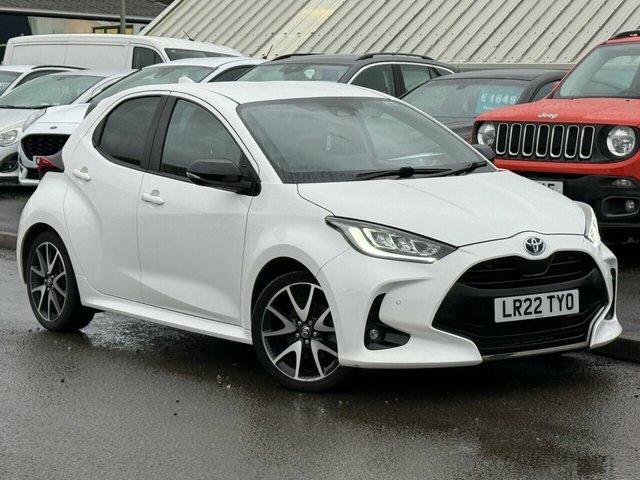 Toyota Yaris Vvt-h Dynamic Hatchback White