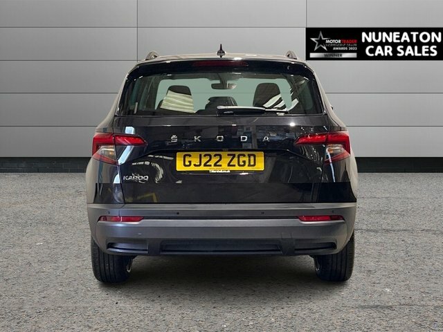 Skoda Karoq 1.5 Tsi Act Se Drive Suv Euro 6 Black #4