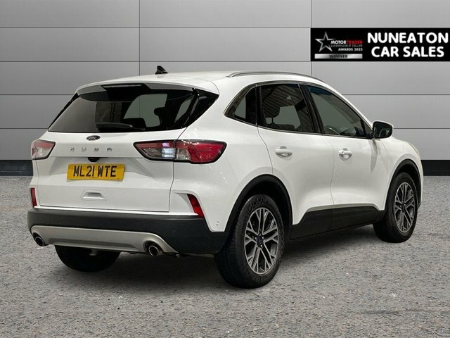 Ford Kuga 1.5T Ecoboost Titanium First Edition Suv Petro ML21WTE White #3