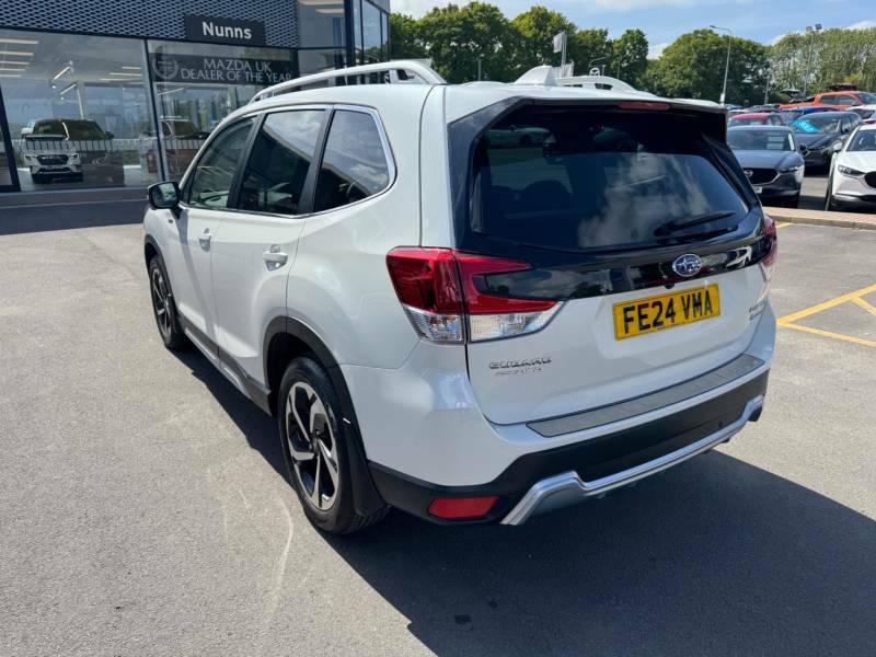 Subaru Forester 2.0 E-boxer Xe Premium Lineartronic 4Wd Euro 6 S White #4