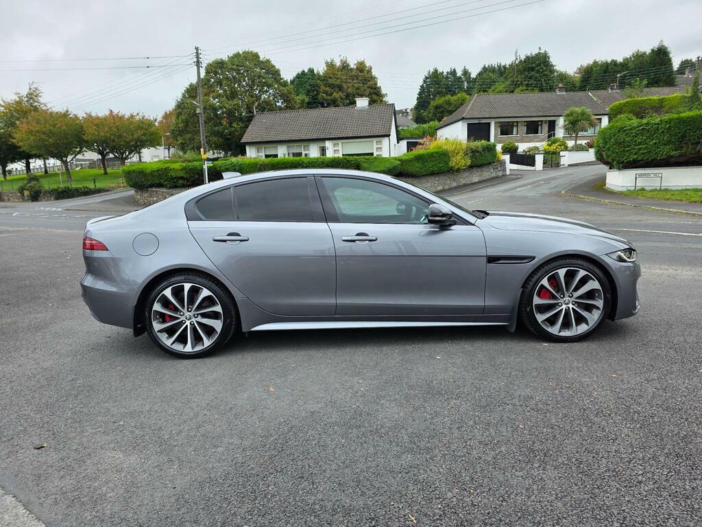 Jaguar XE 2.0 D200 Mhev R-dynamic Hse Black Saloon Grey #6