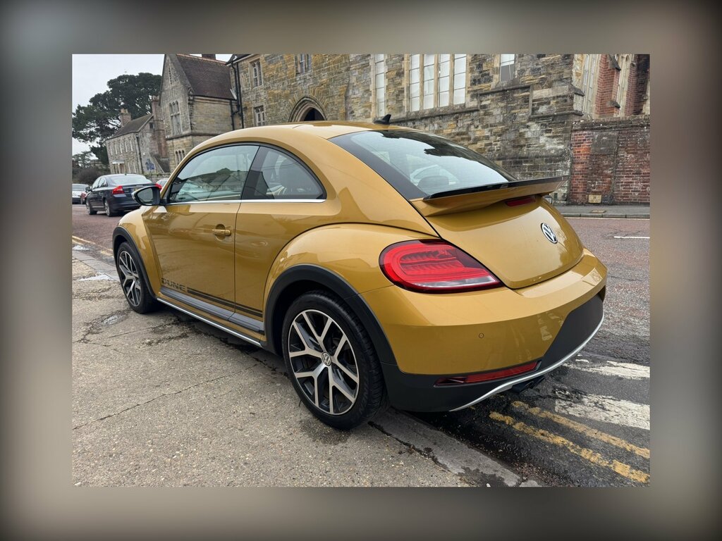 Volkswagen Beetle 1.4 Tsi Dune Hatchback Dsg Eu Yellow #4