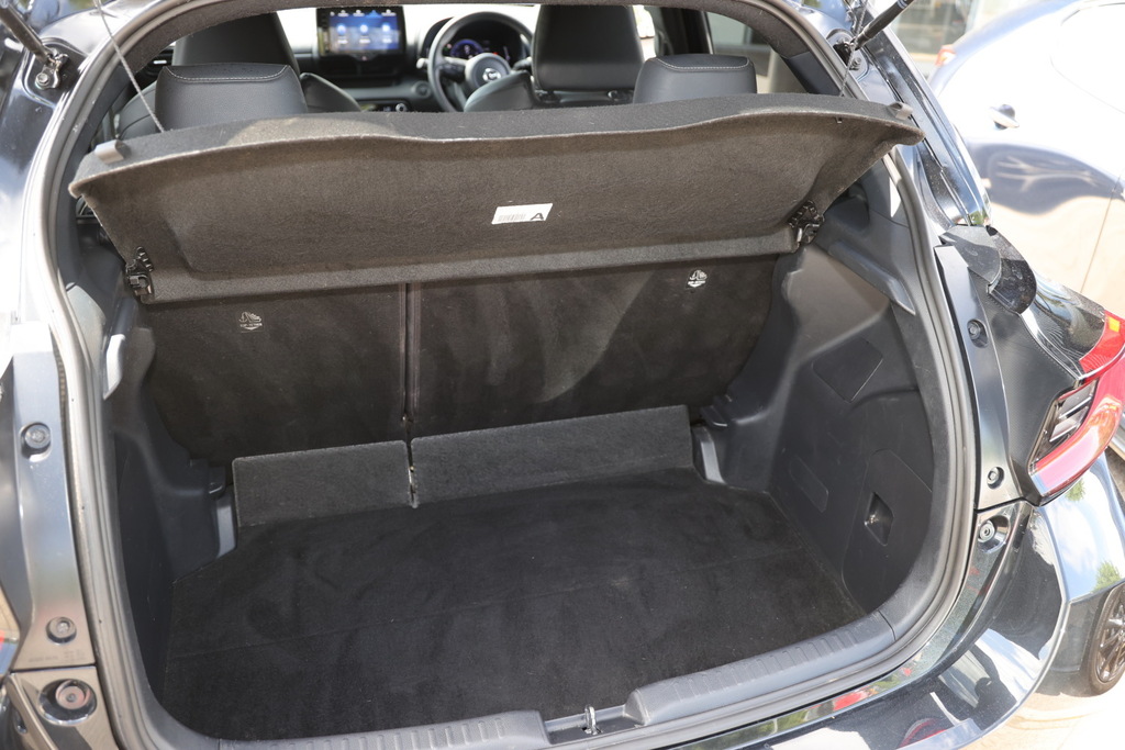Mazda 2 1.5I Hybrid Homura Cvt GX74KLM Black #4