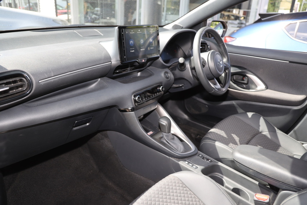 Mazda 2 1.5I Hybrid Homura Cvt GX74KLM Black #2