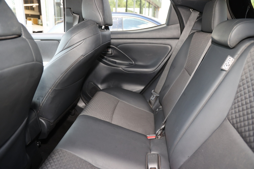 Mazda 2 1.5I Hybrid Homura Cvt GX74KLM Black #6