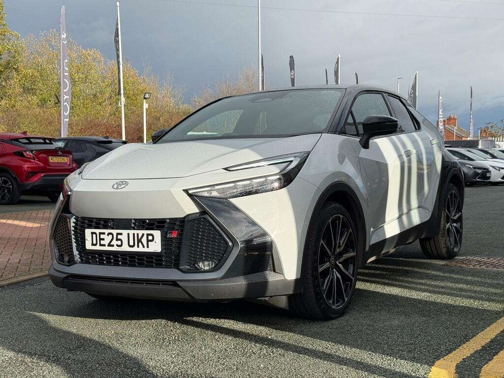 Toyota C-Hr 2.0 Phev Gr Sport Cvt DE25UKP Black #3