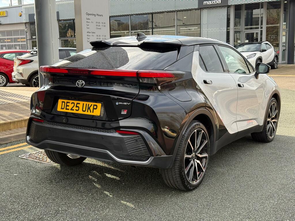Toyota C-Hr 2.0 Phev Gr Sport Cvt DE25UKP Black #2