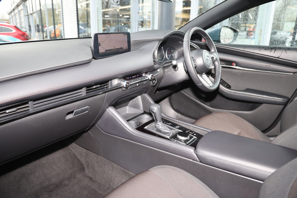 Mazda 3 2.5 E-skyactiv G Mhev 140 Exclusive-line LP74SXL Grey #2