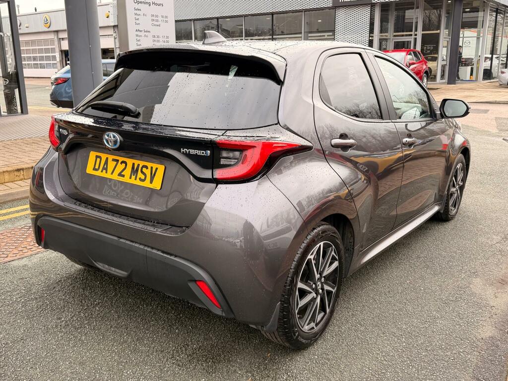 Toyota Yaris 1.5 Hybrid Design Cvt DA72MSV Grey #5