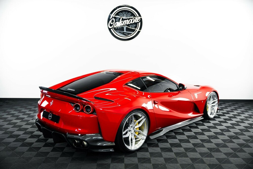 Ferrari 812 Superfast Coupe Red #4