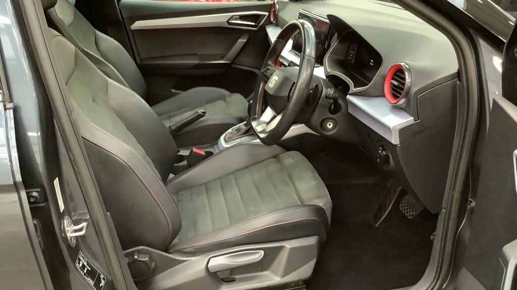 Seat Arona 1L Fr Sport BV24XBE Grey #4