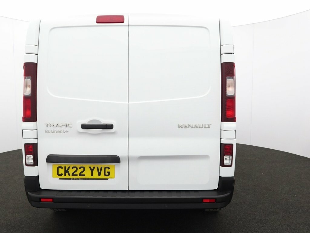Renault Trafic 2L Business CK22YVG White #6