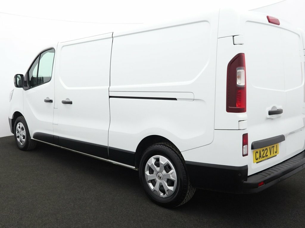 Renault Trafic 2L Business CA22VTJ White #5