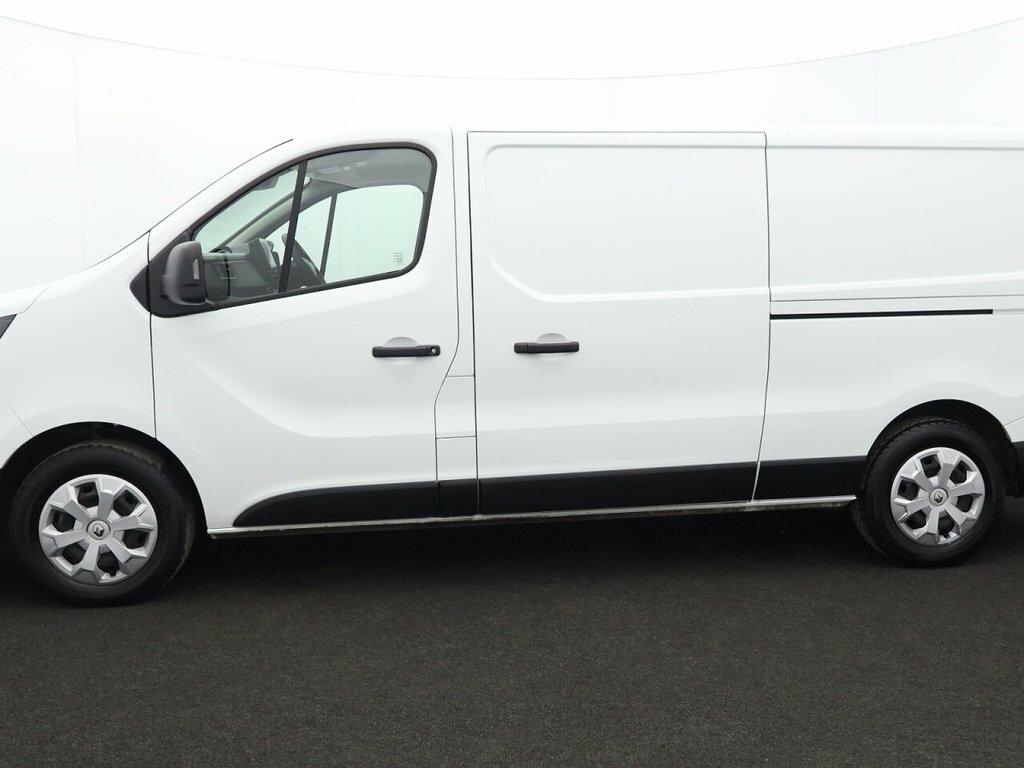 Renault Trafic 2L Business CA22VTJ White #4