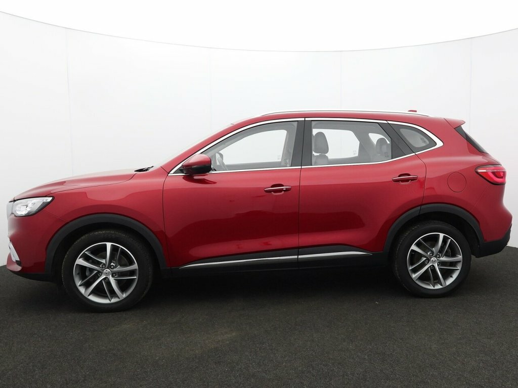MG HS 1.5L Excite MT72UKN Red #4