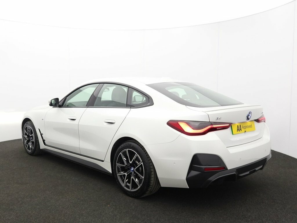 BMW i4 Hatchback RJ72FYW White #5