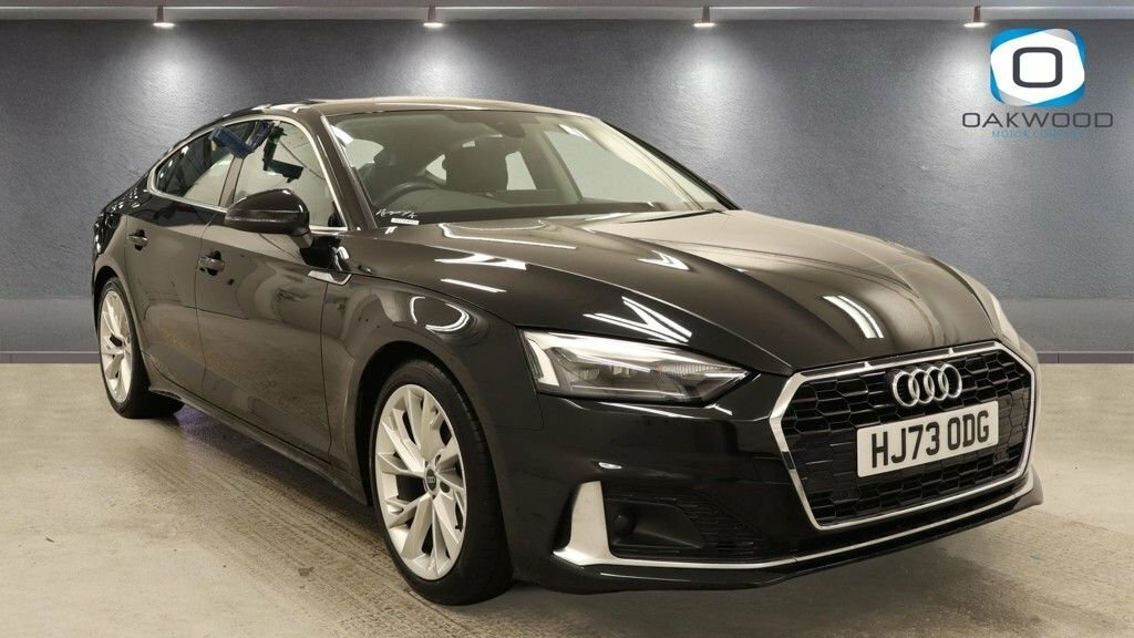 Audi A5 2L Sport Black