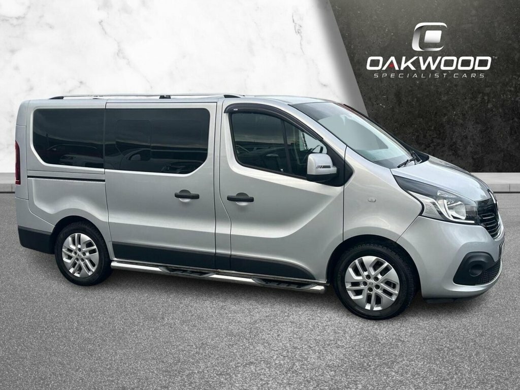 Renault Trafic 1.6L Sport Nav Silver #4