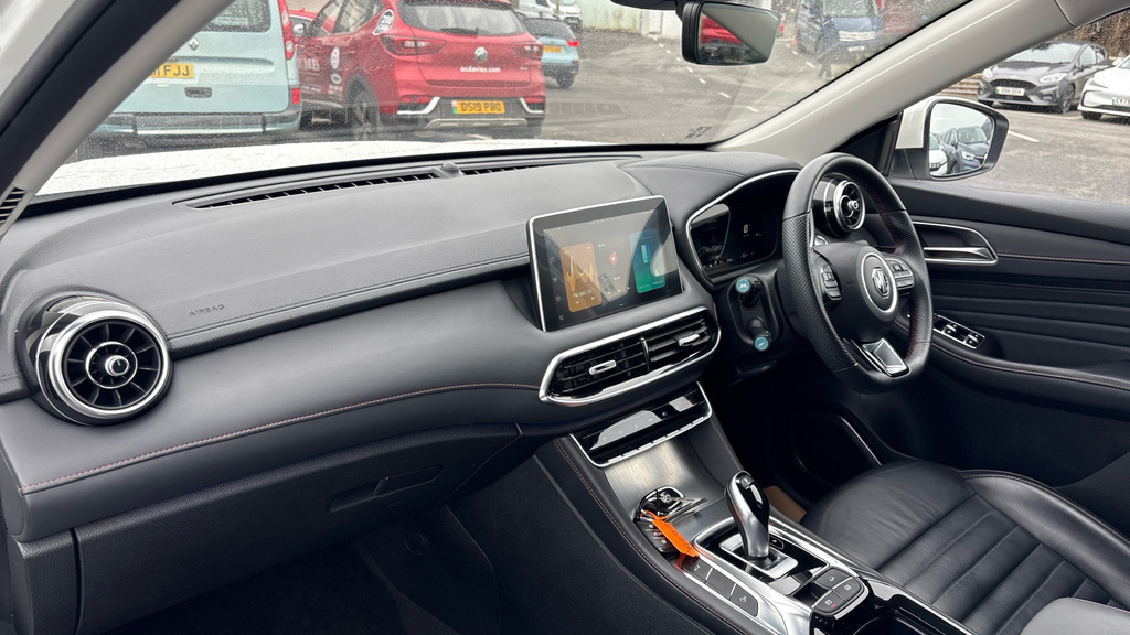 MG HS 1.5 T-gdi 16.6Kwh Trophy Suv Plug-in Hy LG73FEW White #6