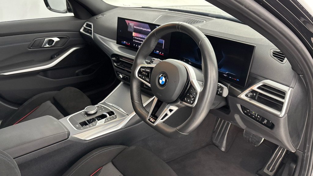 BMW 3 Series M Sport Touring YH25UNM Black #6