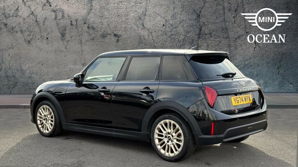 Mini Hatch S 5dr YG74WYW Black #2