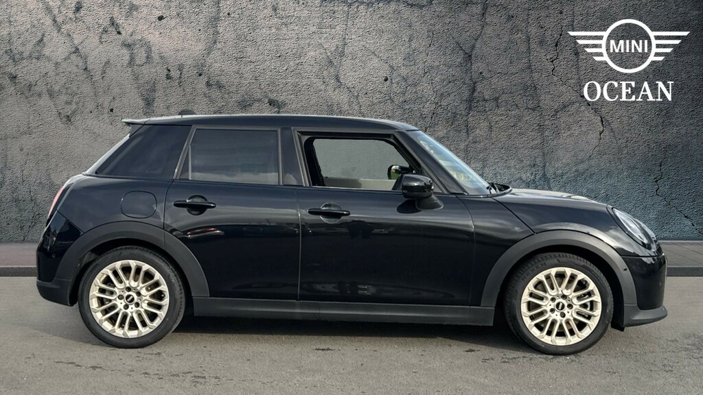 Mini Hatch S 5dr YG74WYW Black #3