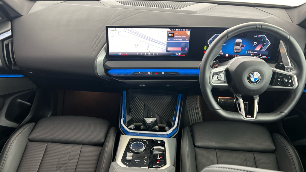 BMW X3 Suv YJ74DPG Grey #4