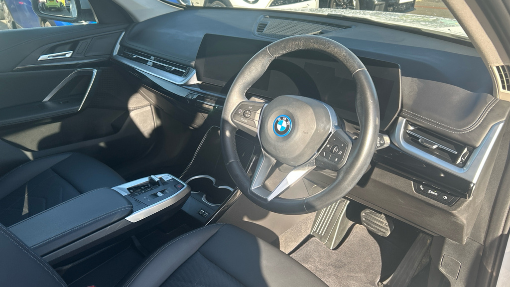 BMW iX1 Suv MH73CBV White #6
