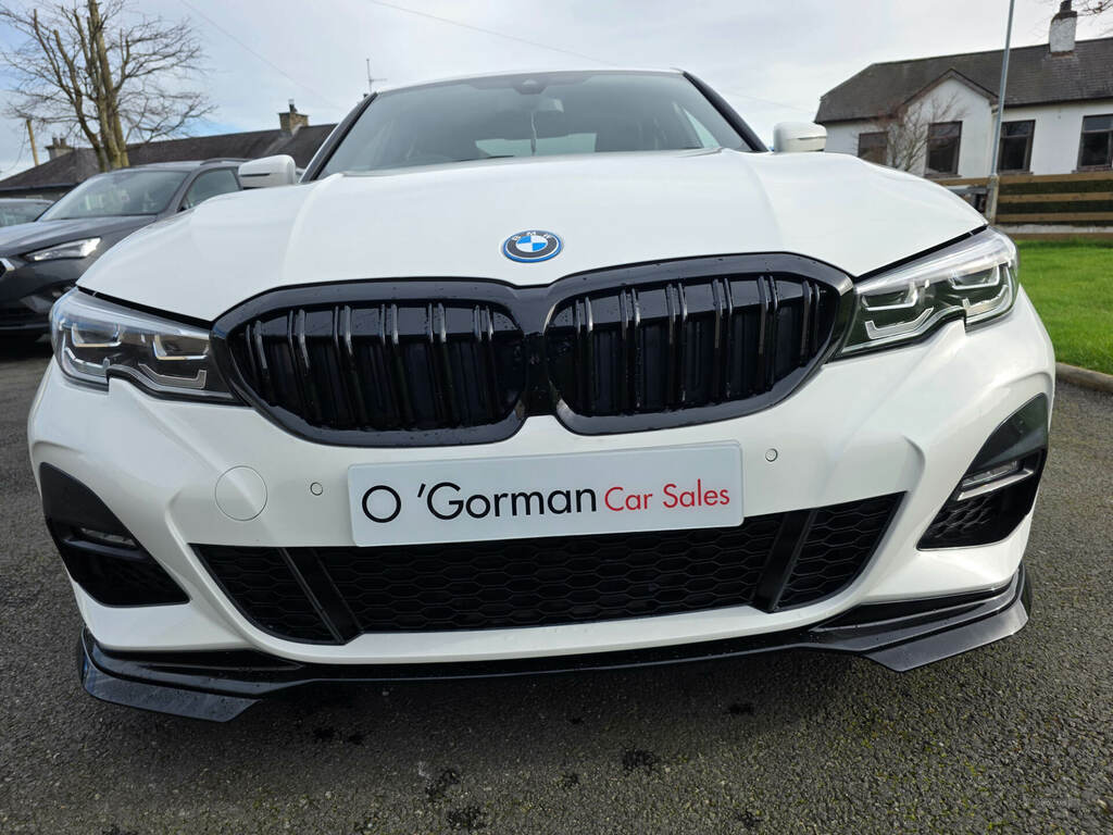 BMW 3 Series 330E M Sport Step NA22OXF White #6