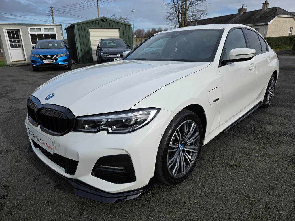 BMW 3 Series 330E M Sport Step NA22OXF White #5
